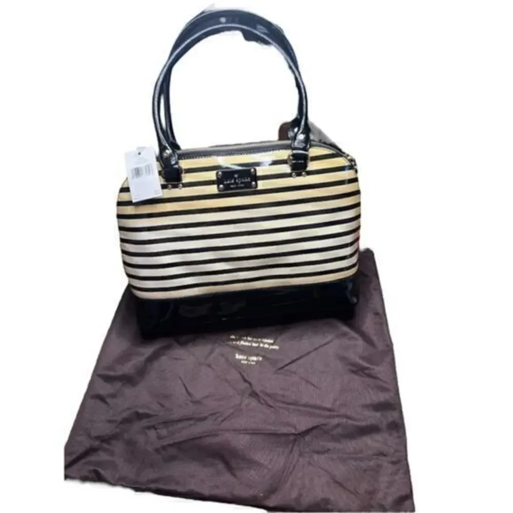 New Kate Spade Rachelle Wellesley Patent Stripe  Hand Bag Black/ Cream flaw